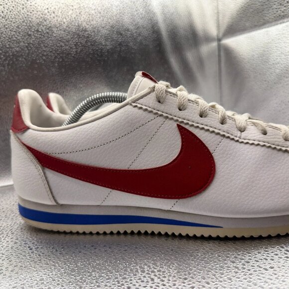Size 12 Nike Classic Cortez Leather Forrest Gump White Mens Sneakers 749571-154 - Picture 2 of 11